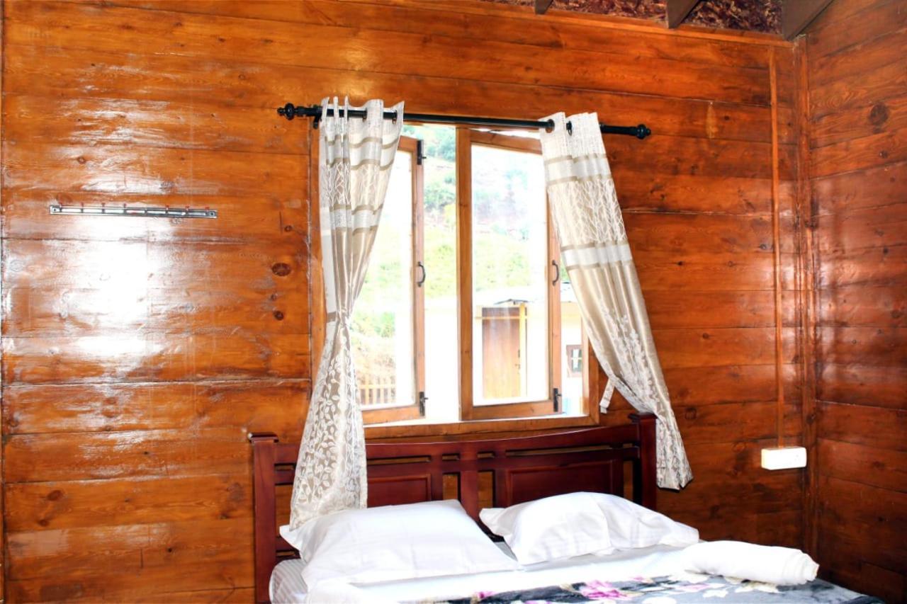 Villa Vicky Wood House Udagamandalam Exterior foto